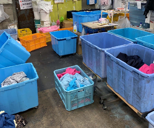 写真２９　ある工場の入荷場所